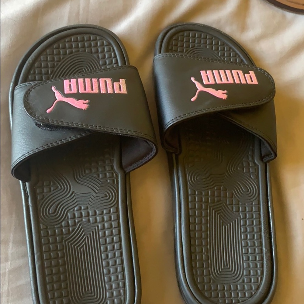Puma slides pink with sparkles